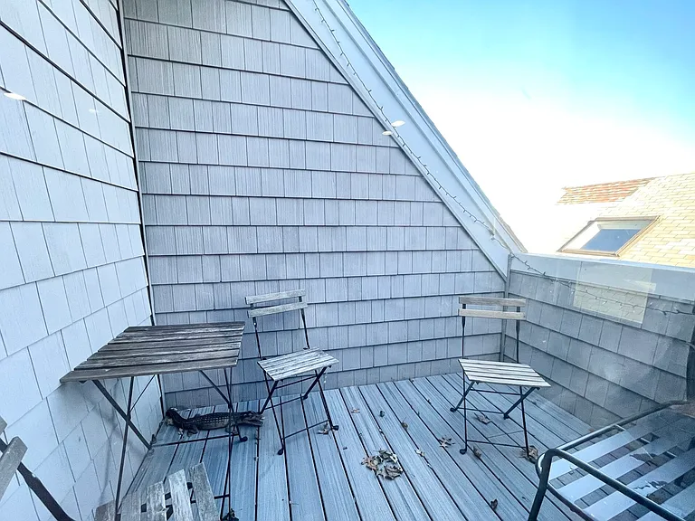 23 Iroquois St #23 — Photo 16