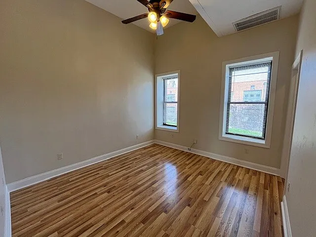 4024 Liberty Ave — Photo 15