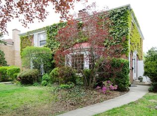 3021 Central St, Evanston, IL