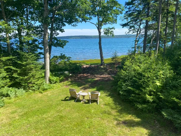 191 Woods Point Road, Blue Hill, ME 04614