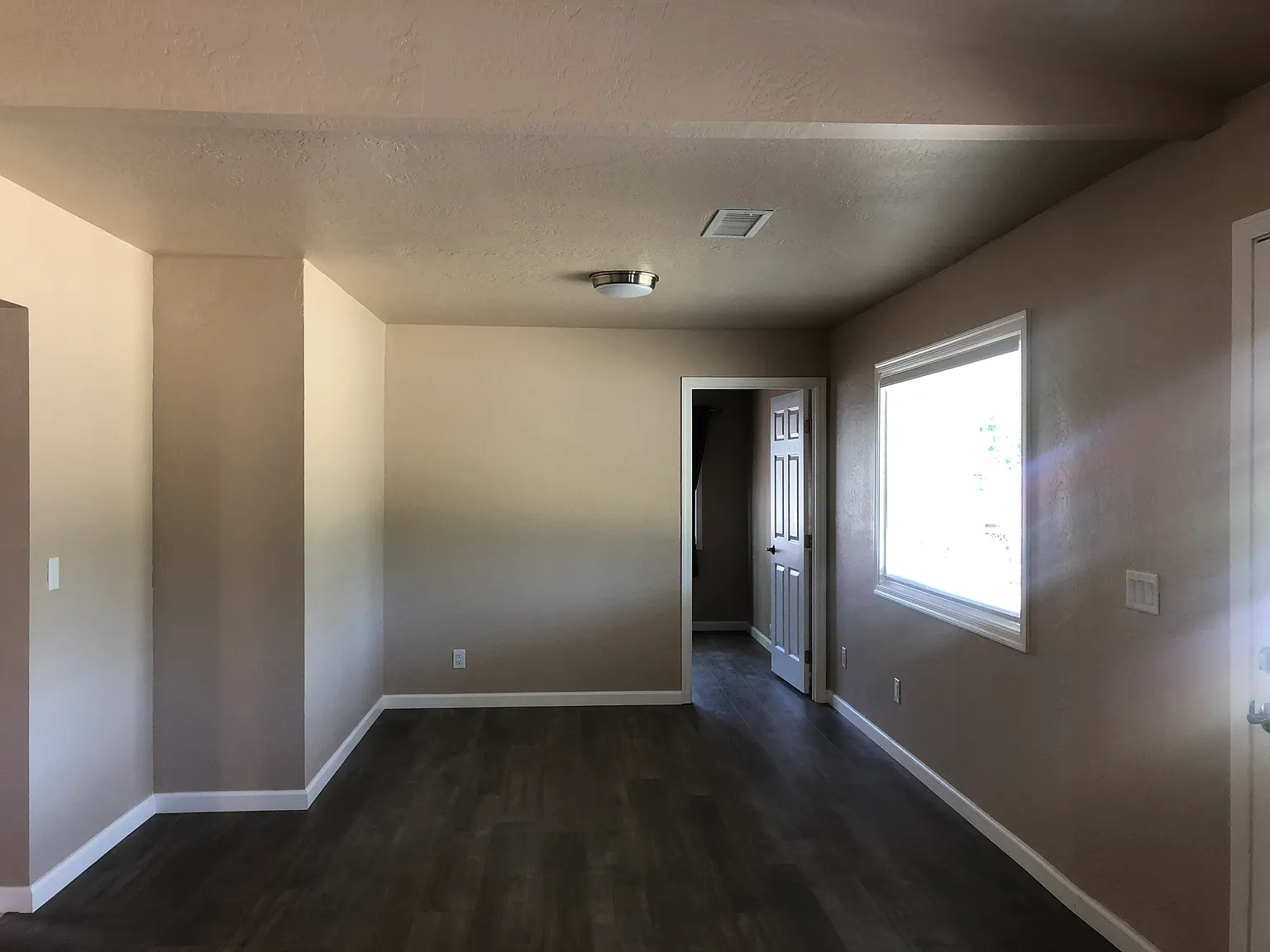 2600 S Fisher Dr — Photo 4