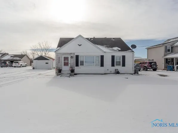 6066 Corduroy Rd, Oregon, OH 43616