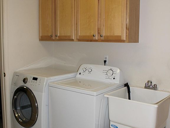 4th image of 28388 Carlton Way Dr #1