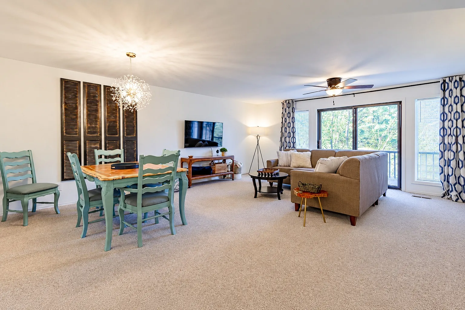 2 bed, 1.5 bath, 1256 sqft, $1,800 — Photo 2