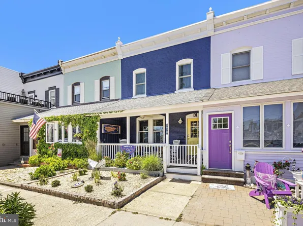 210 S Bay Ave, Beach Haven, NJ 08008