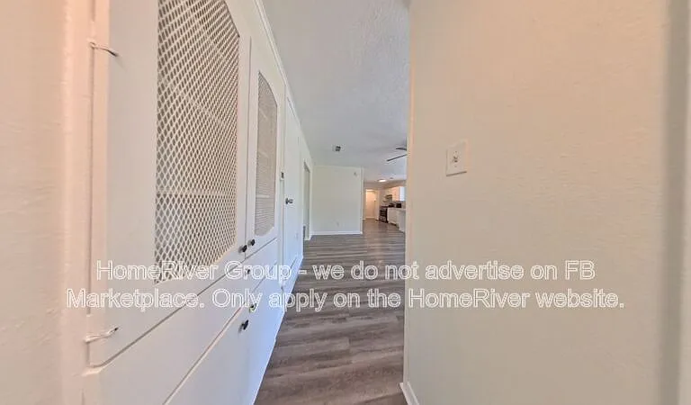 607 Fairview Dr — Photo 6