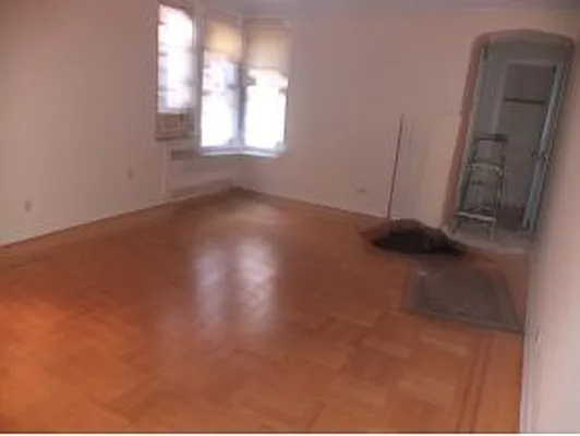 Sold by Calabrese Real Estate | media 11