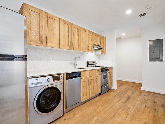 2nd image of 63 W 104th St APT 205