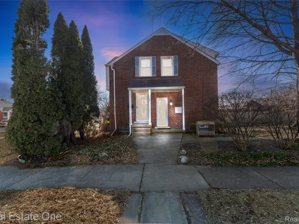 1804 15th St, Wyandotte, MI 48192