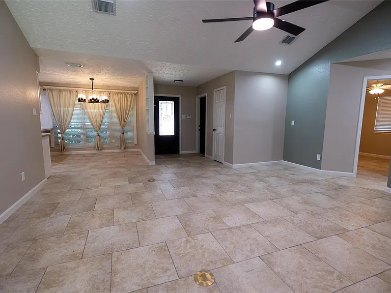 10323 Lone Brook Dr — Photo 12