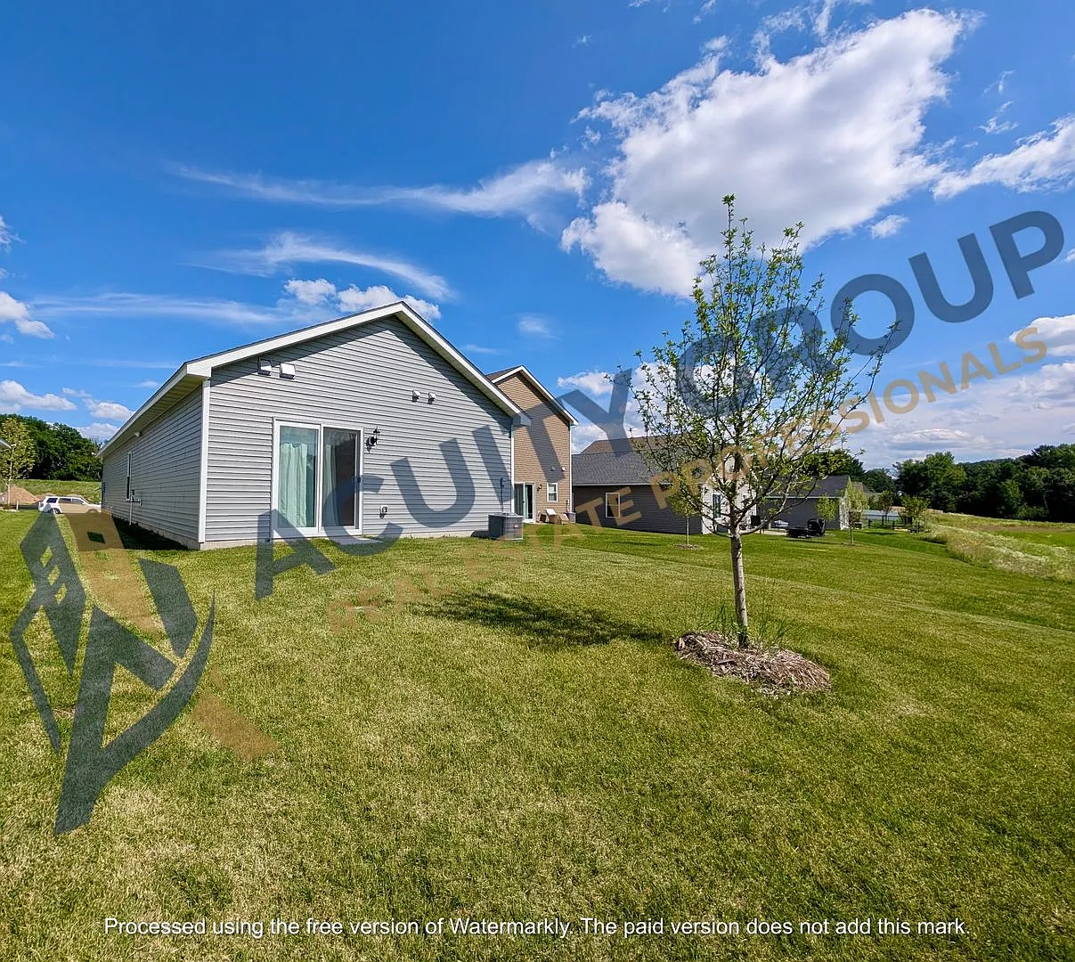 Newer built 3bd 2ba Cambridge single level home for Rent — Photo 4