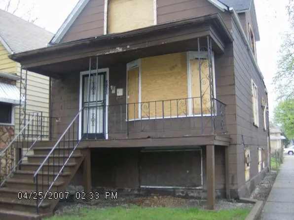 2100 W 70th St, Chicago, IL 60636