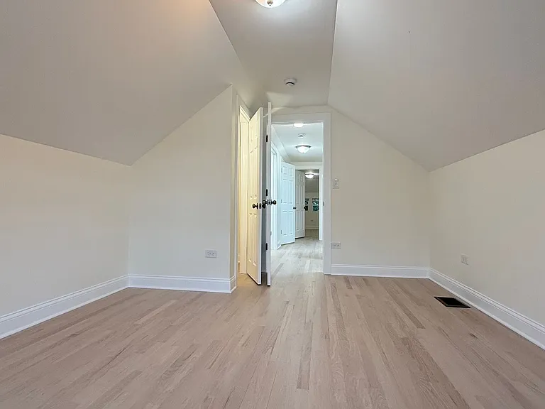 5821 W Gunnison St — Photo 42