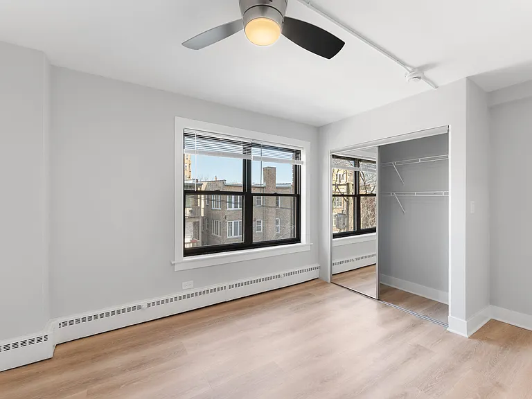 5858.5 N Sheridan Rd #408 — Photo 9