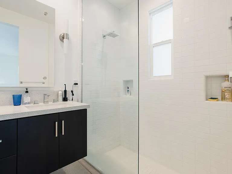 2707 Majestic Way — Photo 21