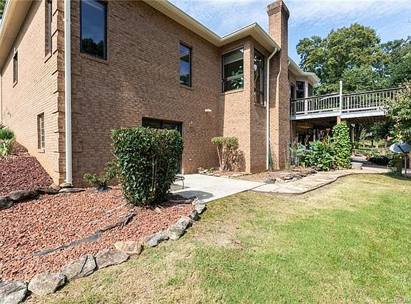 5th image of 4063 Plantation Dr
