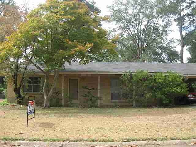 1st image of 1312 E 31st St