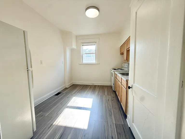 1815 Clarion Ave — Photo 7