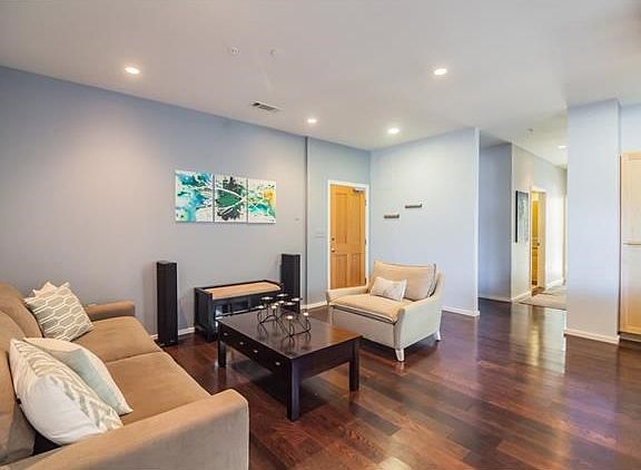 Main living & dining areas feature hardwood floors.
