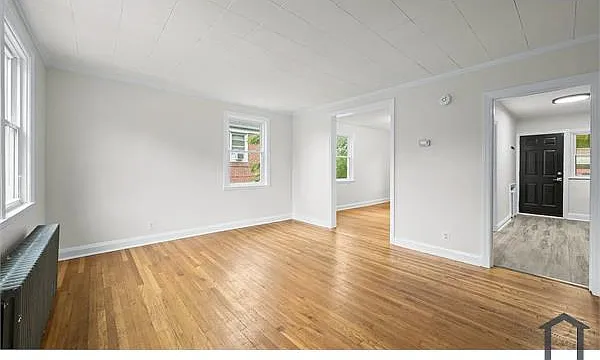 3 bed, 1200 sqft, $1,500 — Photo 4