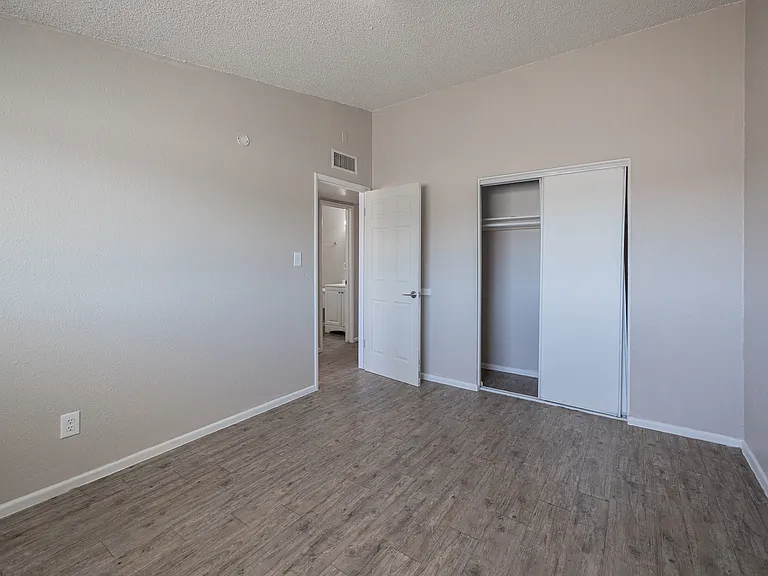 2115 W Devonshire Ave, Phoenix Az — Photo 59