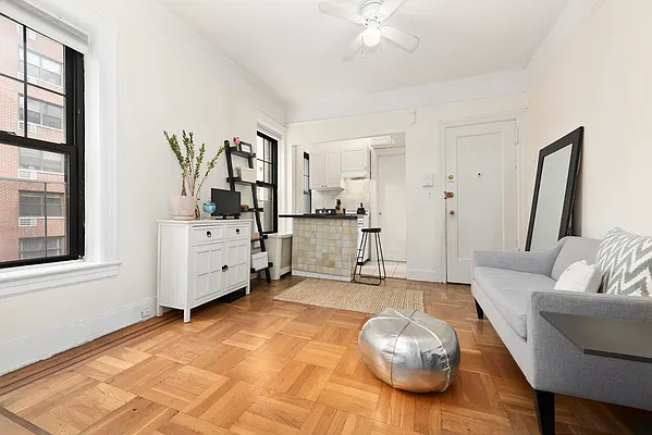 Rented by Douglas Elliman | media 5