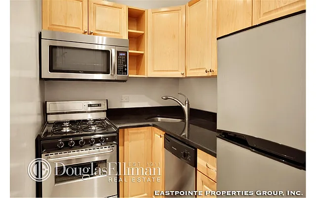 Rented by Douglas Elliman | media 5