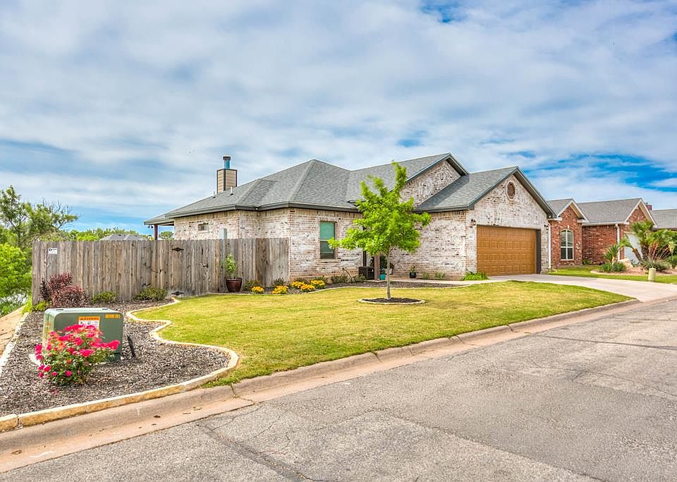 1st image of 4022 Huntington Ln