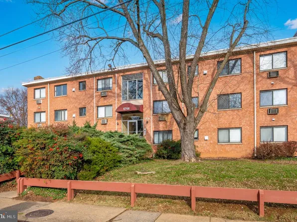 6706 James Lee St APT 350, Falls Church, VA 22042
