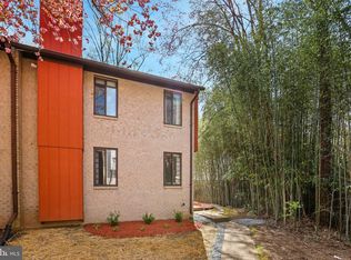 7860 Briardale Ter, Rockville, MD 20855