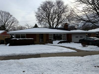 3 W Berkshire Ln, Mount Prospect, IL, 60056