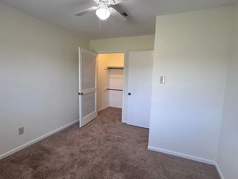 1115 Briar Creek Rd — Photo 51