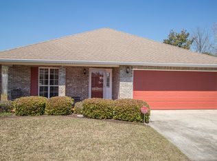 2070 Crane Rdg, Biloxi, MS 39532