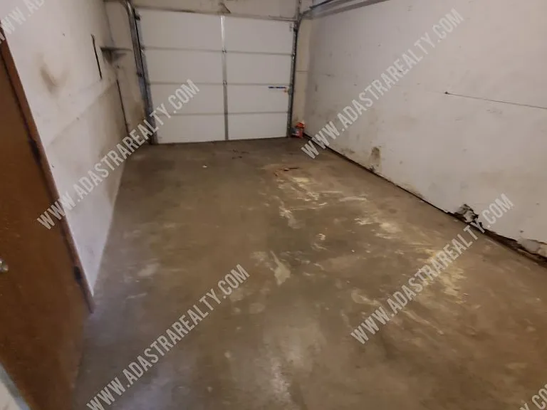 1517 E Elizabeth St — Photo 14