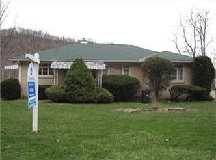 910 Marjorie Dr, Pittsburgh, PA 15223