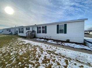 8229 Feather Holw, Fenton, MI