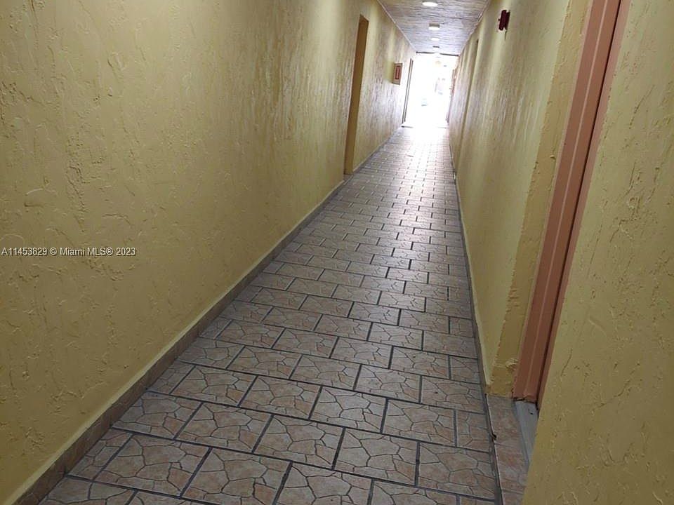 2nd image of 606 W 81st St APT 108