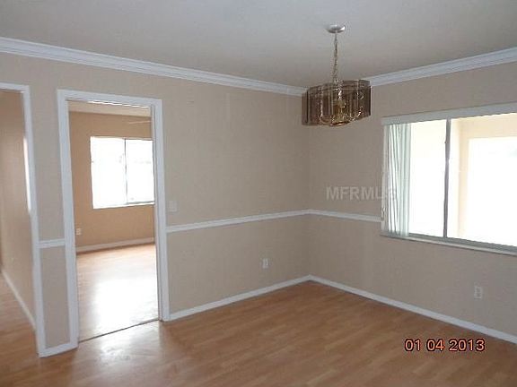 4th image of 32 Cinnamon Dr