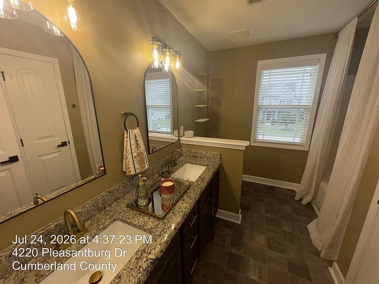 4220 Pleasantburg Dr — Photo 31