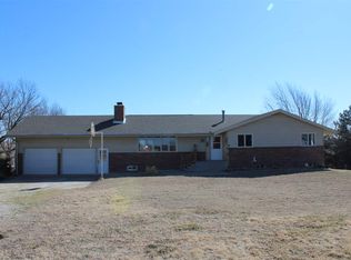 908 S Bridge St, Enterprise, KS 67441