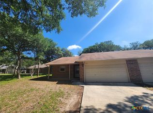 1014 & 1012 Madeline St, New Braunfels, TX 78132