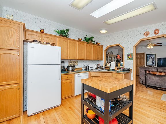 4th image of 88 Eagle Drive