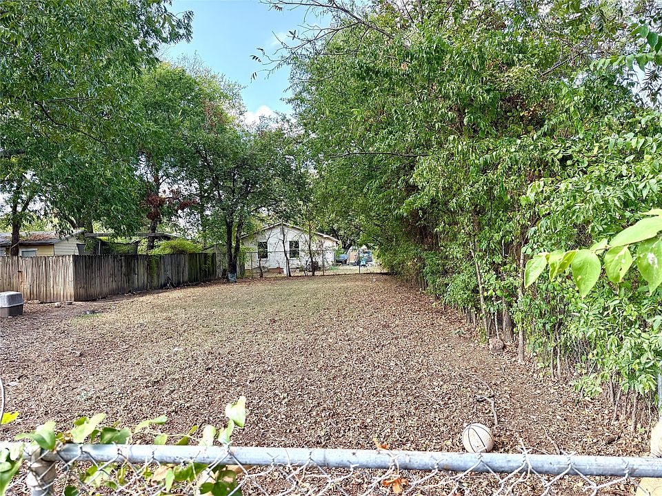 1st image of 307 Robbins St
