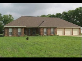 120 Moore Rd, Edwards, MS 39066