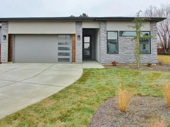 3819 W Crossley Dr, Eagle, ID 83616