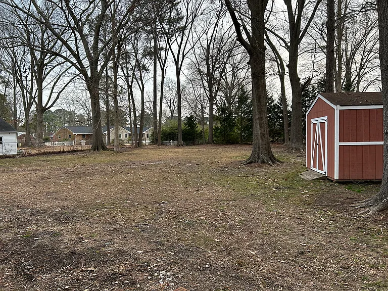 2914 Seaford Rd — Photo 43