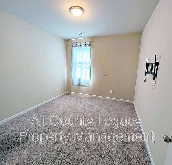 163 Cottontail Ln — Photo 8