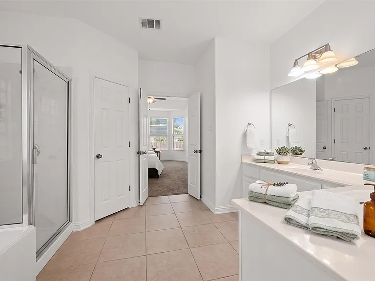 3664 Rosalina Loop — Photo 9