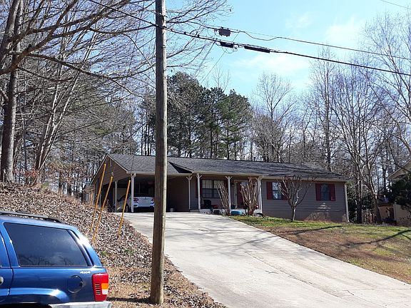 3rd image of 4129 Burgundy Way