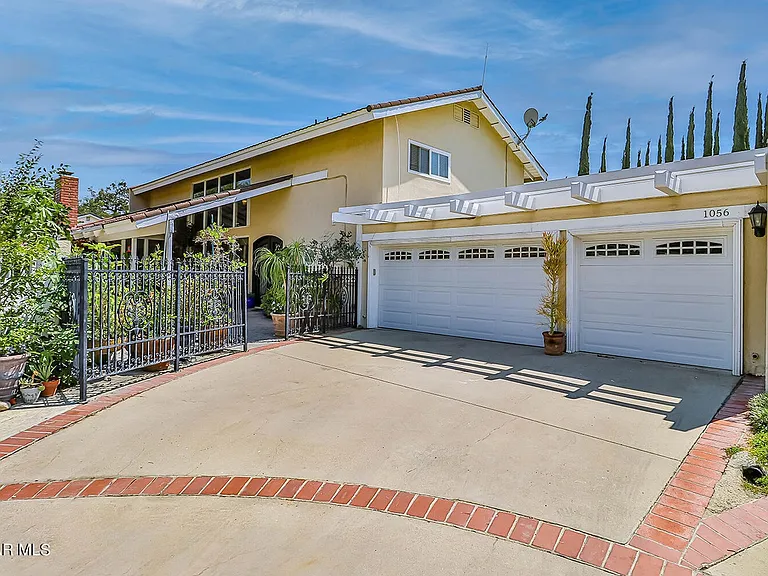 1056 S Barrow Ct — Photo 36